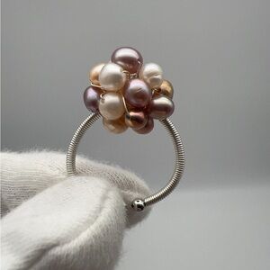 Elegant Pearl Cluster Ring